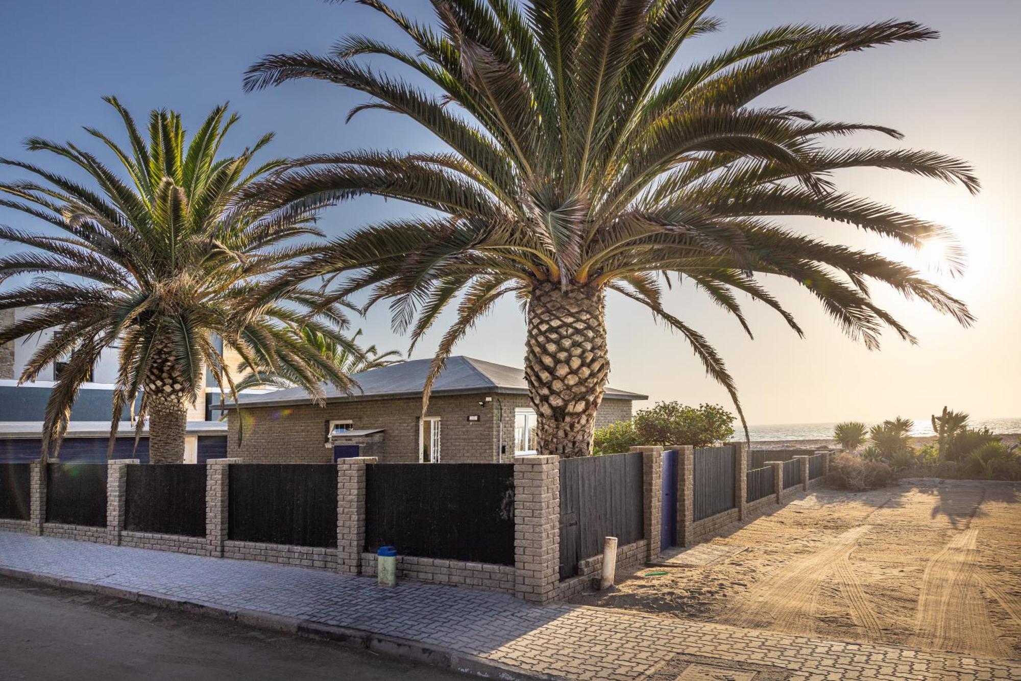 Swakopmund Seafront Cottage Екстериор снимка