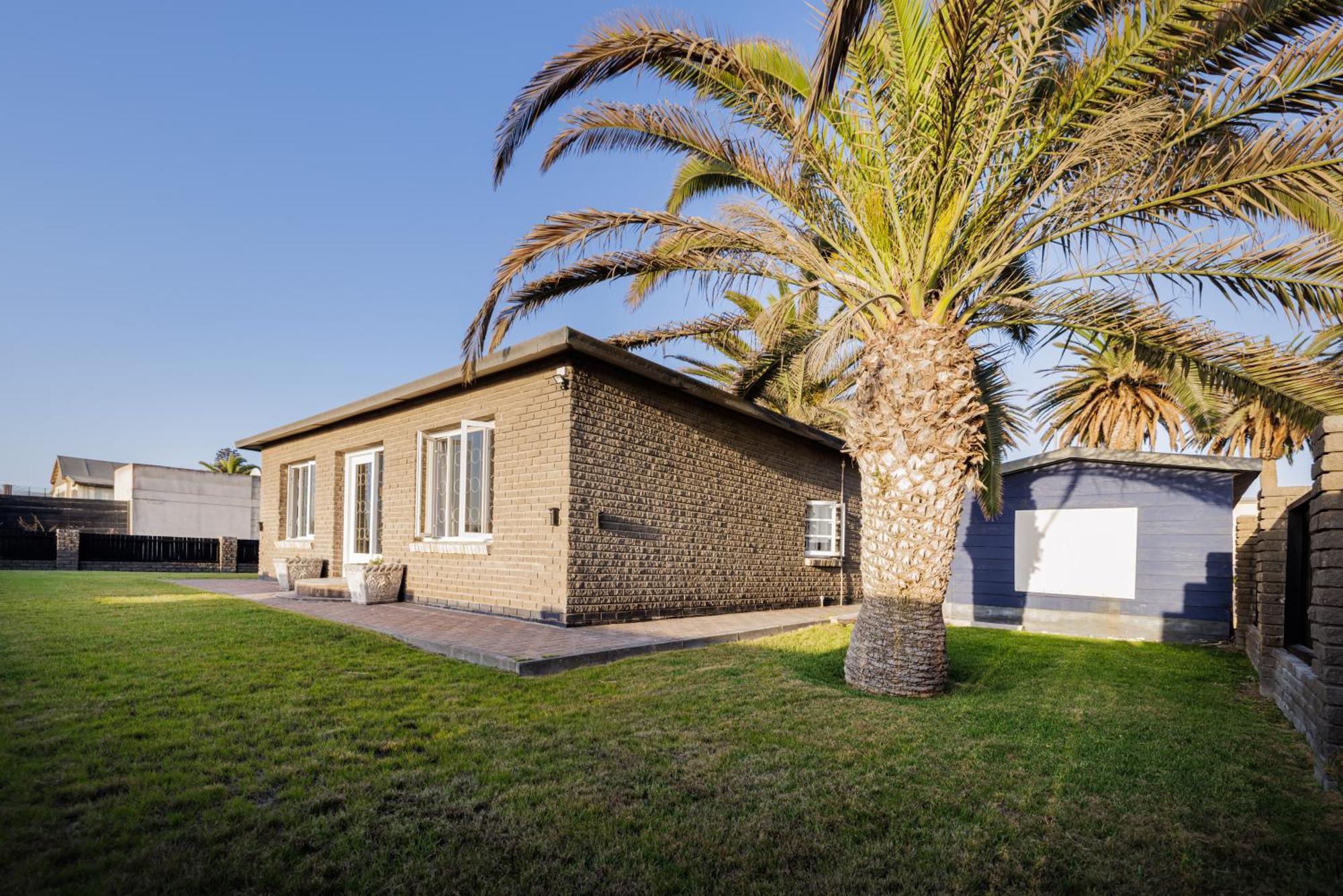 Swakopmund Seafront Cottage Екстериор снимка