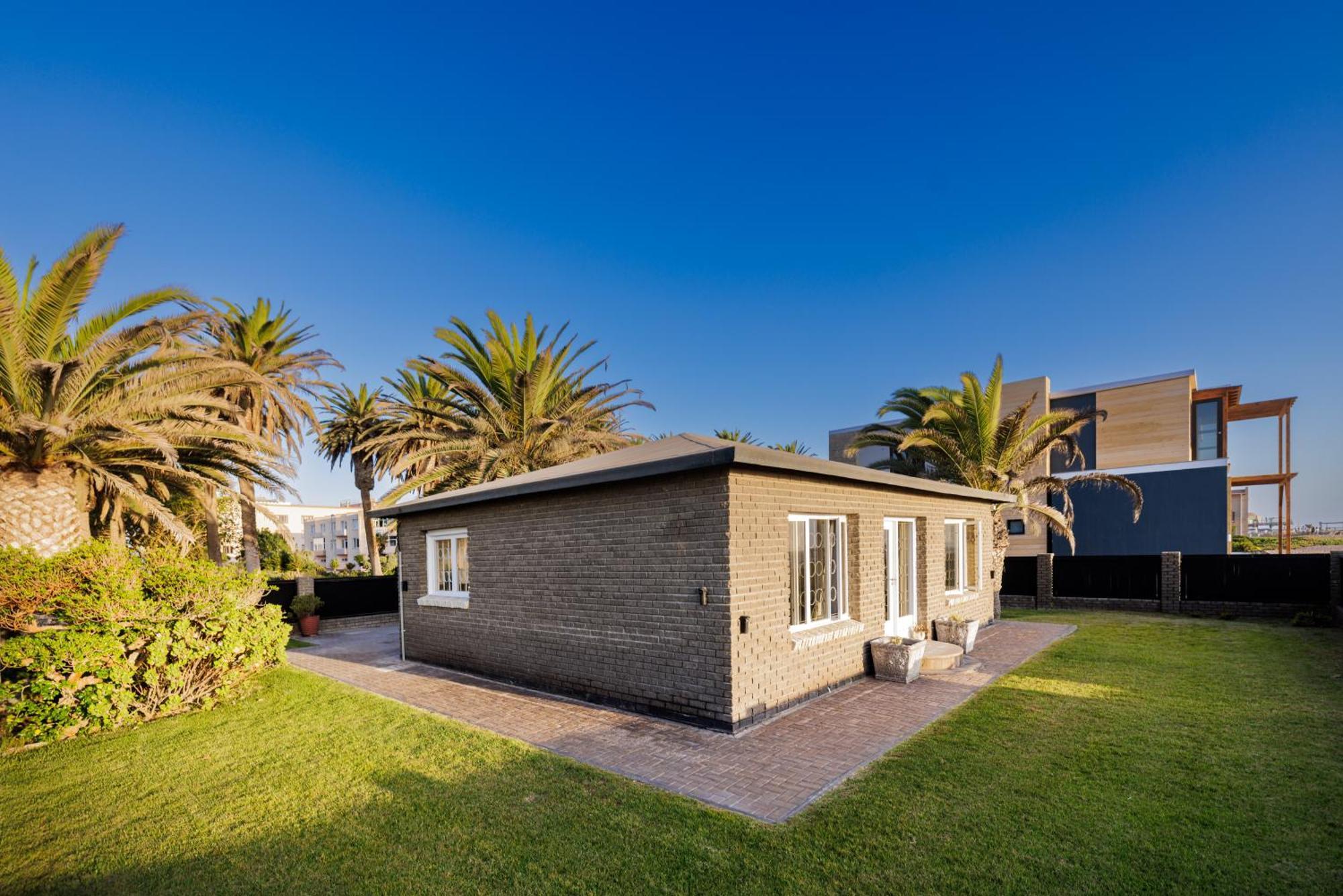 Swakopmund Seafront Cottage Екстериор снимка